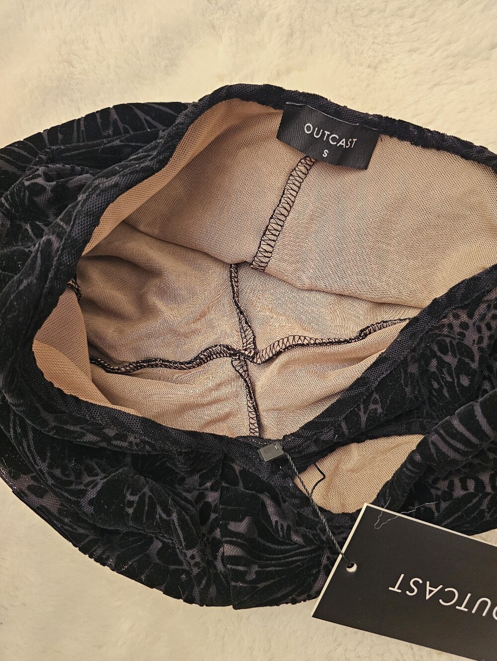 New Outcast Pia Pants Size Small - Picture 10 of 12